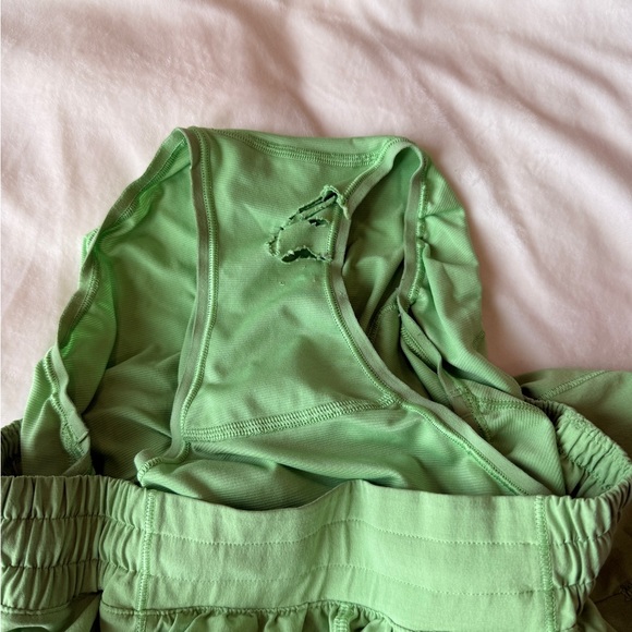 Lululemon Hotty Hot 4” Shorts - Picture 4 of 4